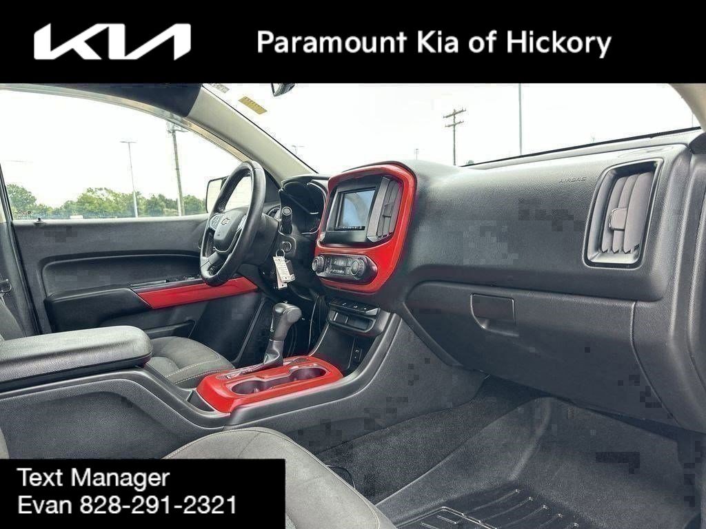 Used 2015 Chevrolet Colorado LT w/ LT Convenience Package image 10