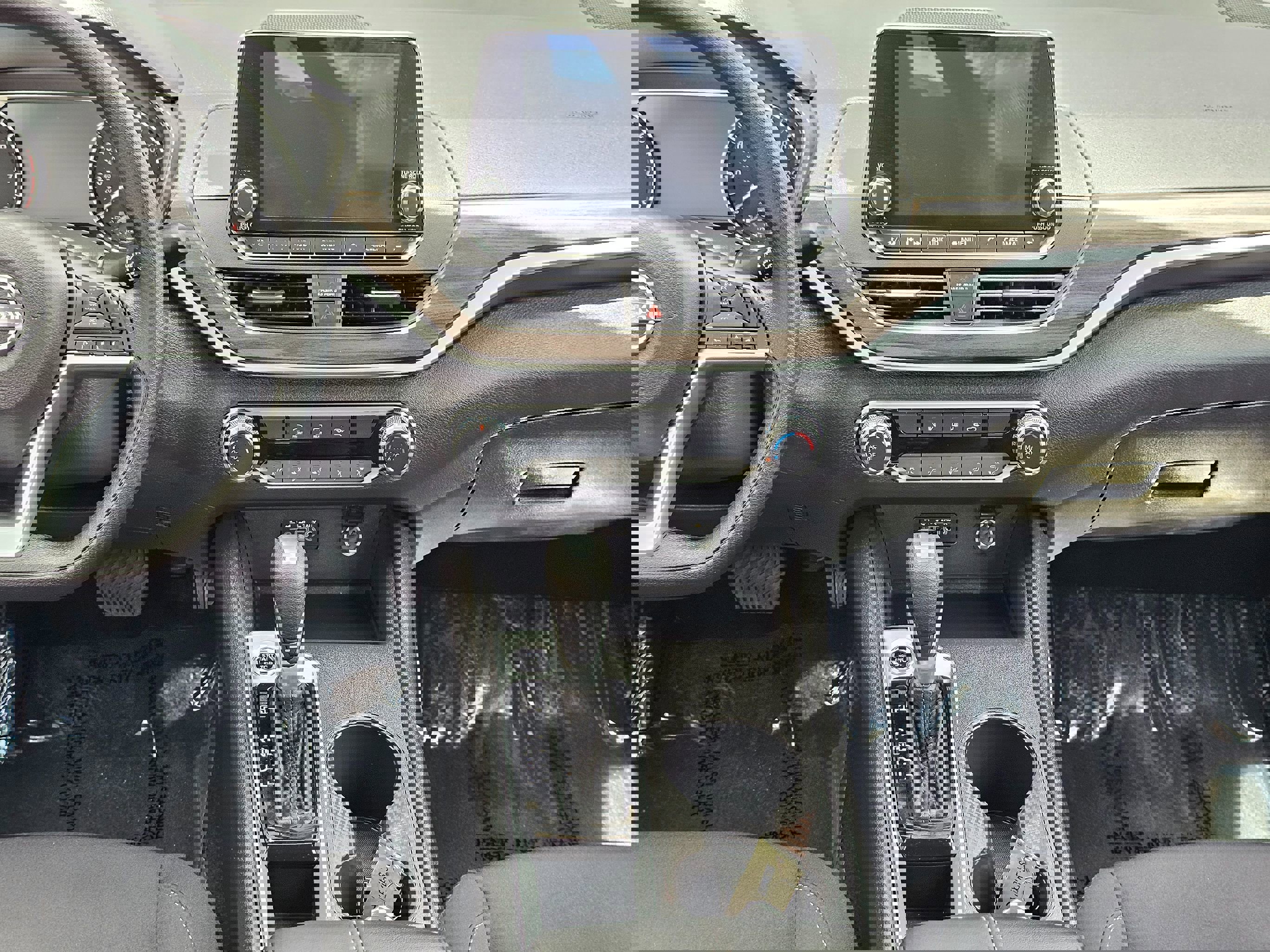 Used 2025 Nissan Altima 2.5 SV image 22