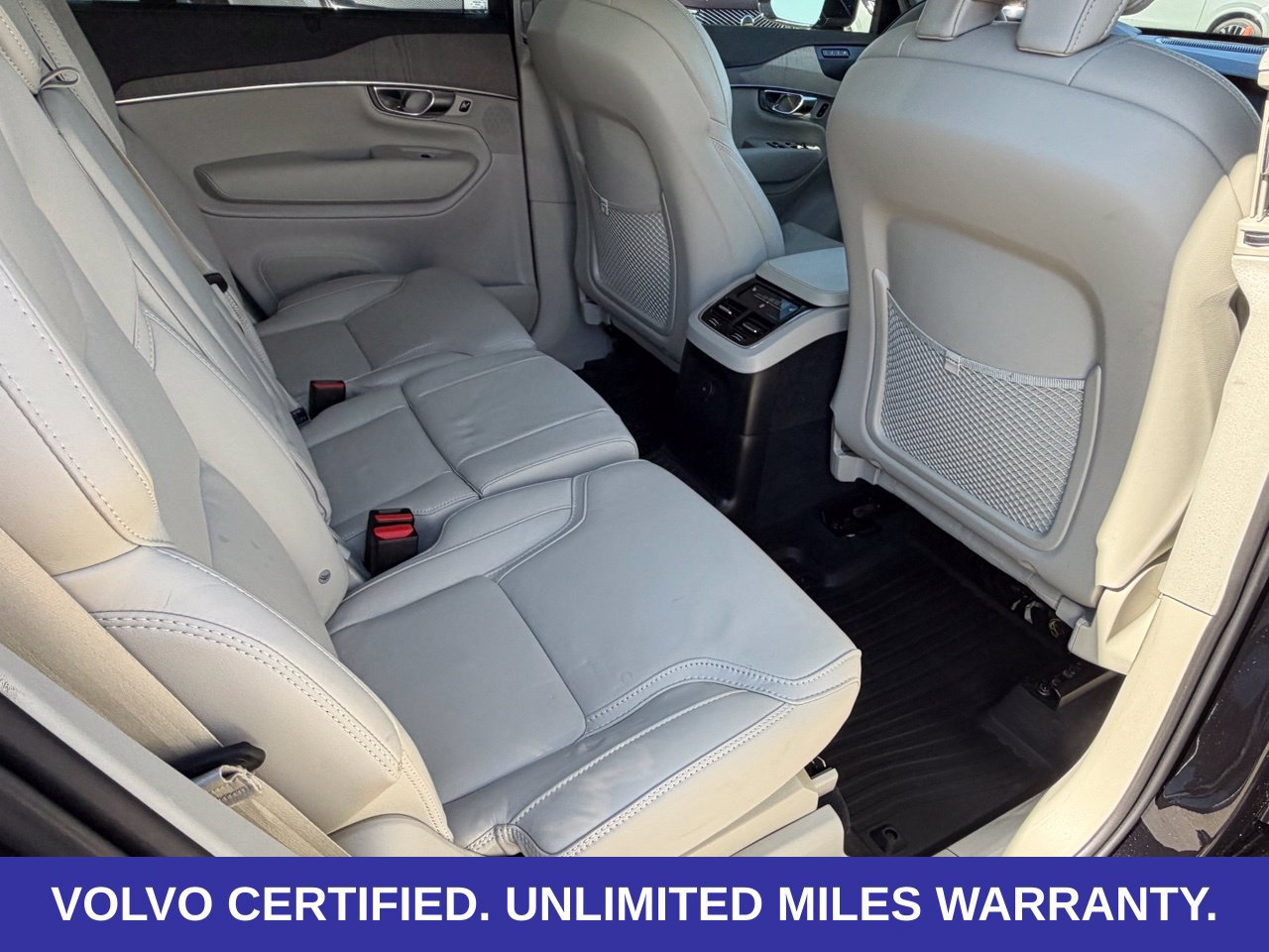 Certified 2025 Volvo XC90 T8 Ultra w/ Protection Package Premier AWD/4WD image 39