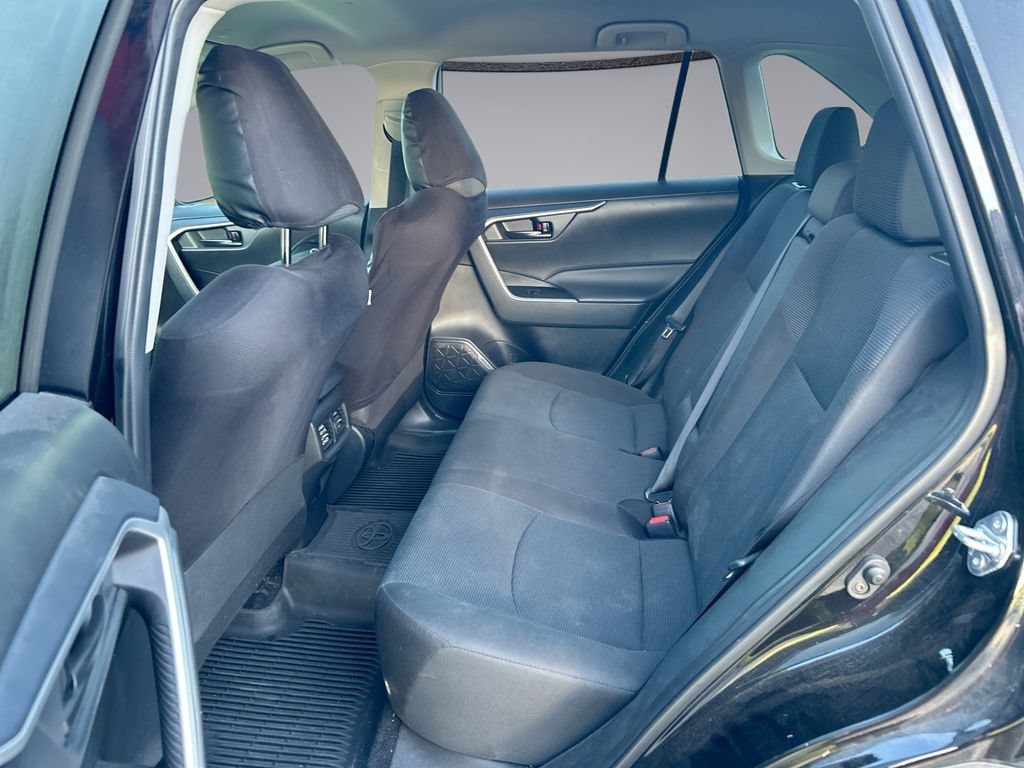 Used 2025 Toyota RAV4 LE FWD image 28