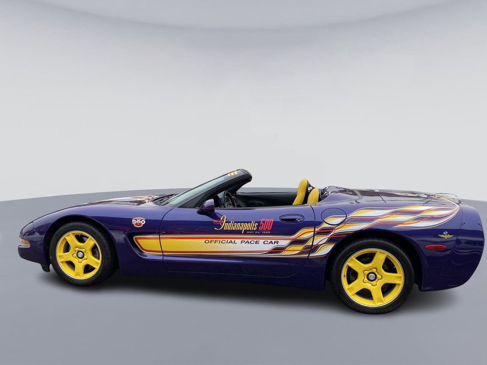Used 1998 Chevrolet Corvette Convertible w/ Memory Pkg image 3