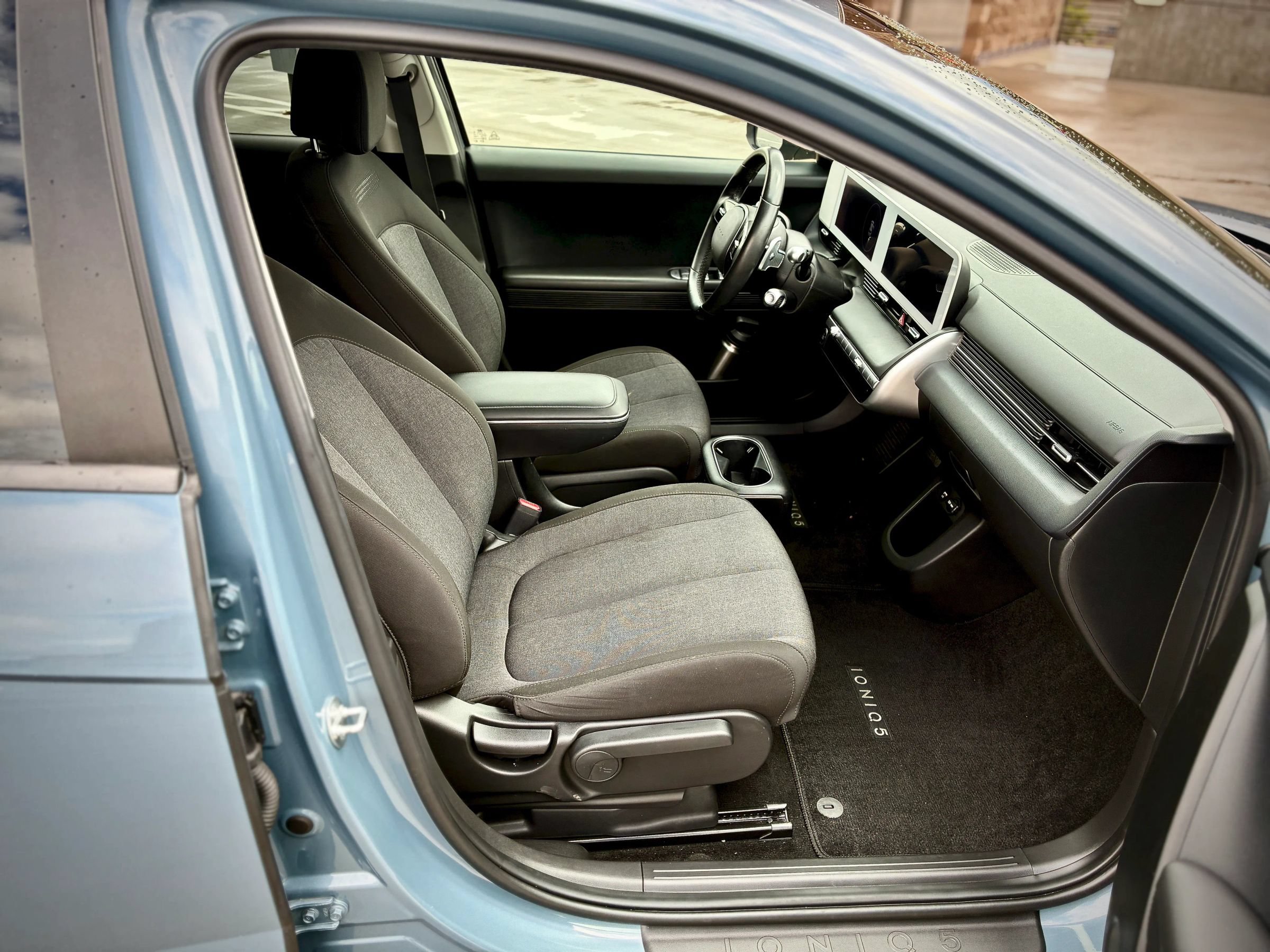 Used 2024 Hyundai Ioniq 5 SE RWD image 41