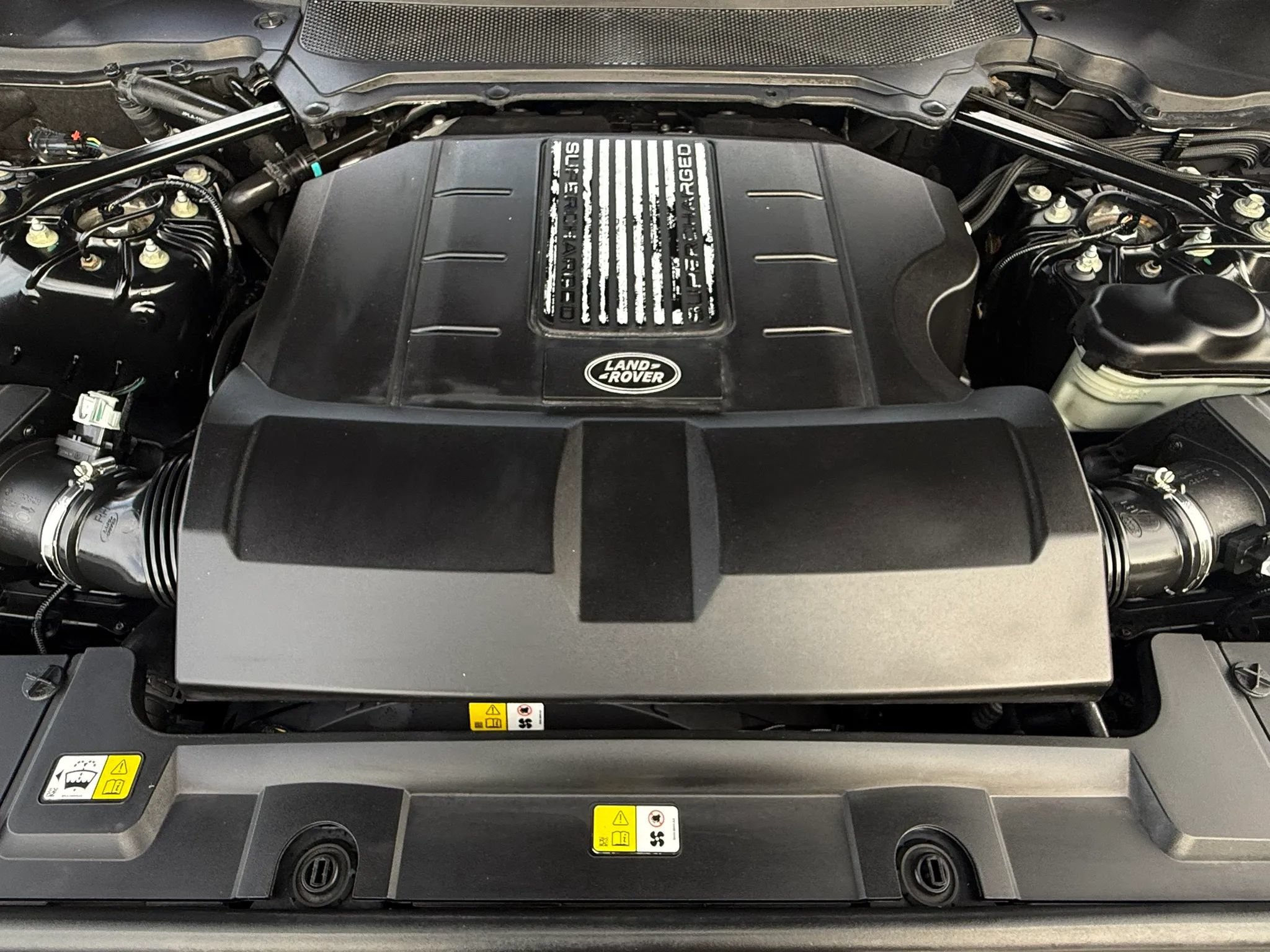 Used 2018 Land Rover Range Rover Supercharged AWD/4WD image 9