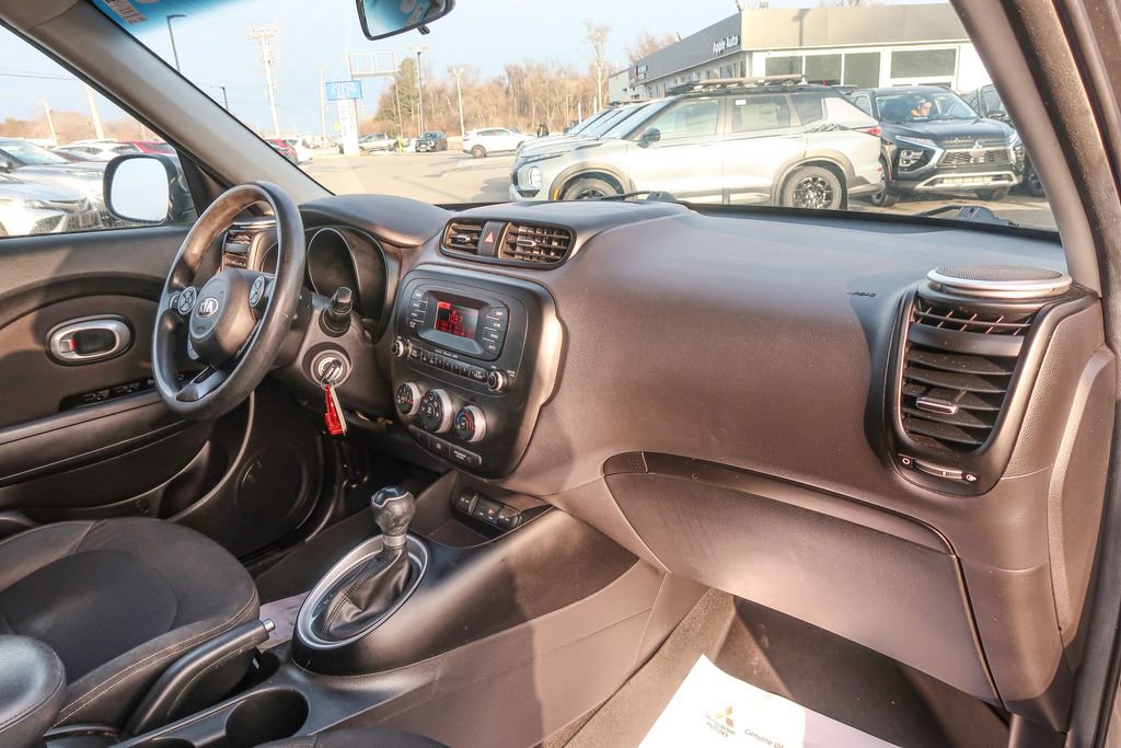 Used 2014 Kia Soul image 16