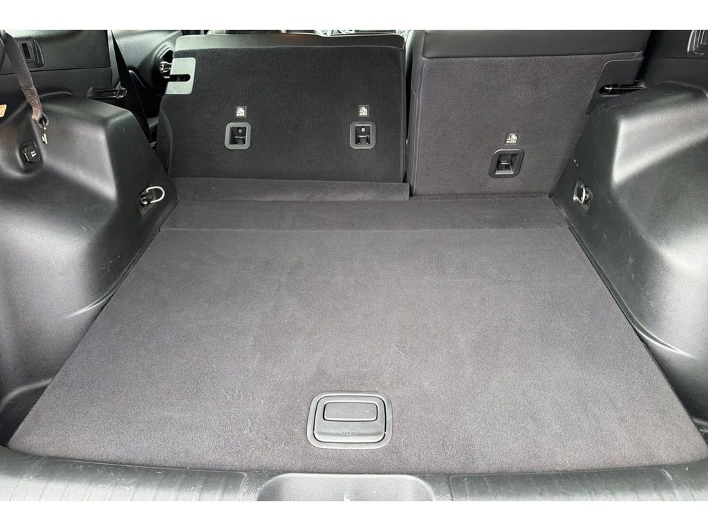 Used 2019 Jeep Cherokee Latitude Plus w/ Cold Weather Group image 17