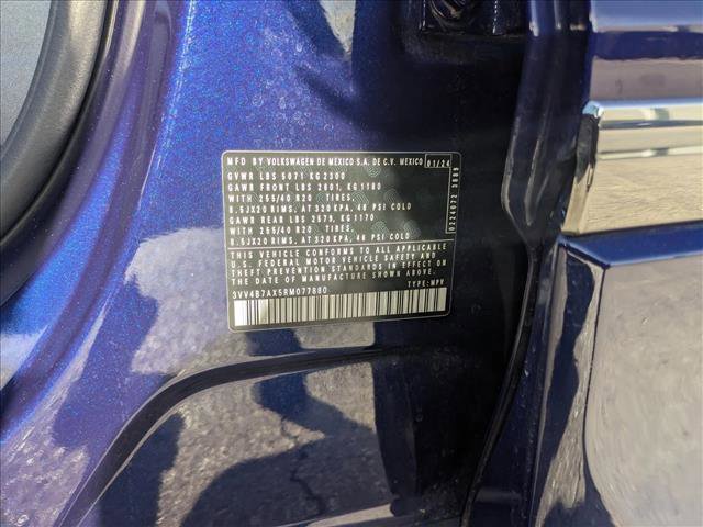 Used 2024 Volkswagen Tiguan SEL R-Line image 29