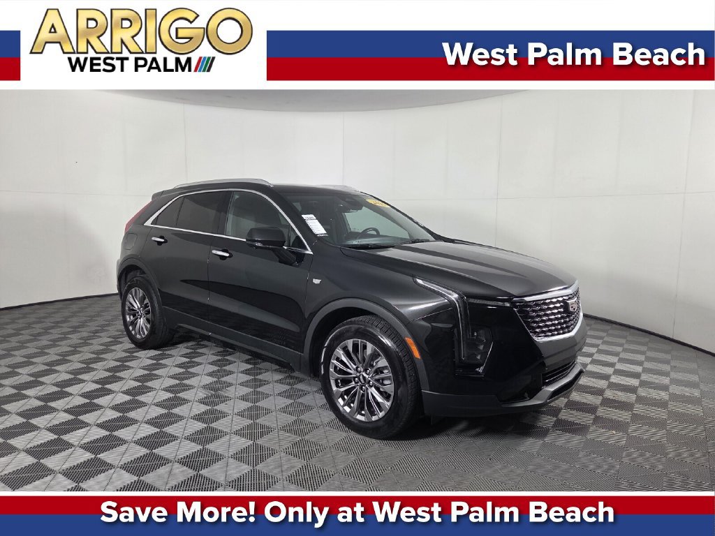 Used 2025 Cadillac XT4 Premium Luxury FWD image 1