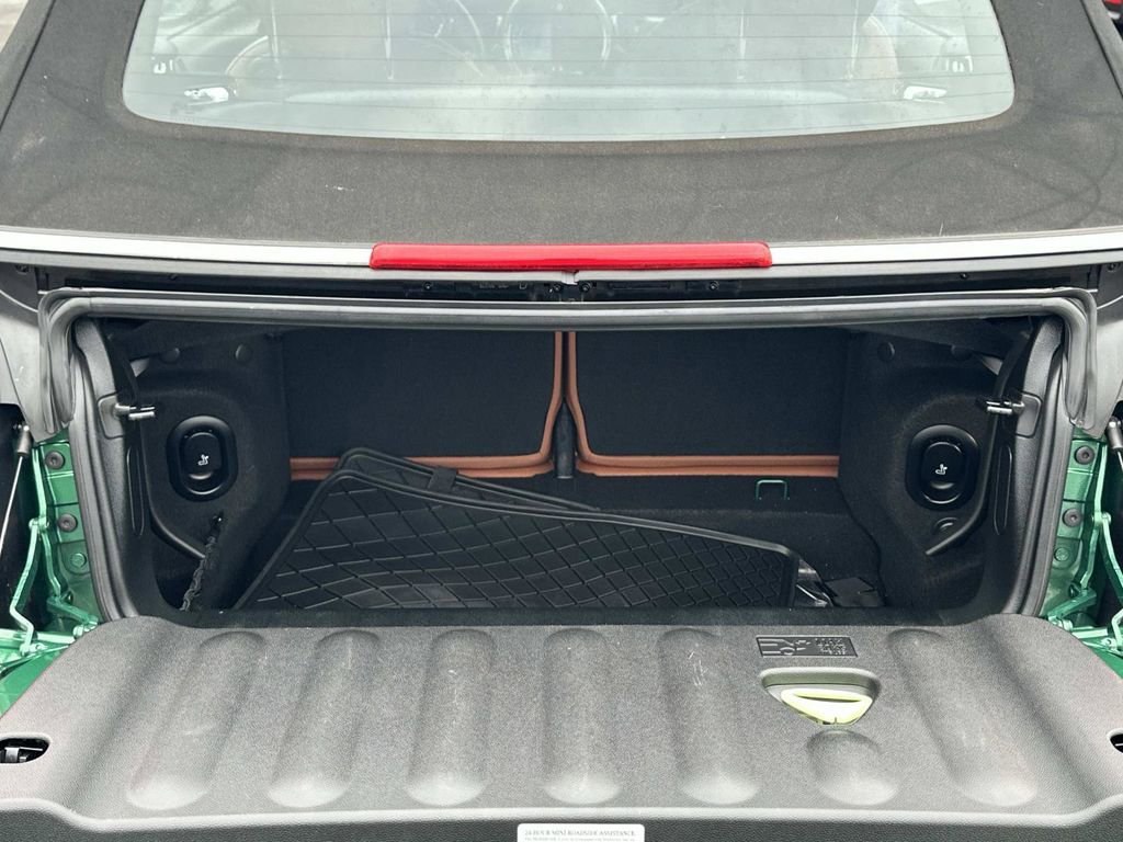 Used 2023 MINI Cooper S w/ Signature Upholstery Package image 27