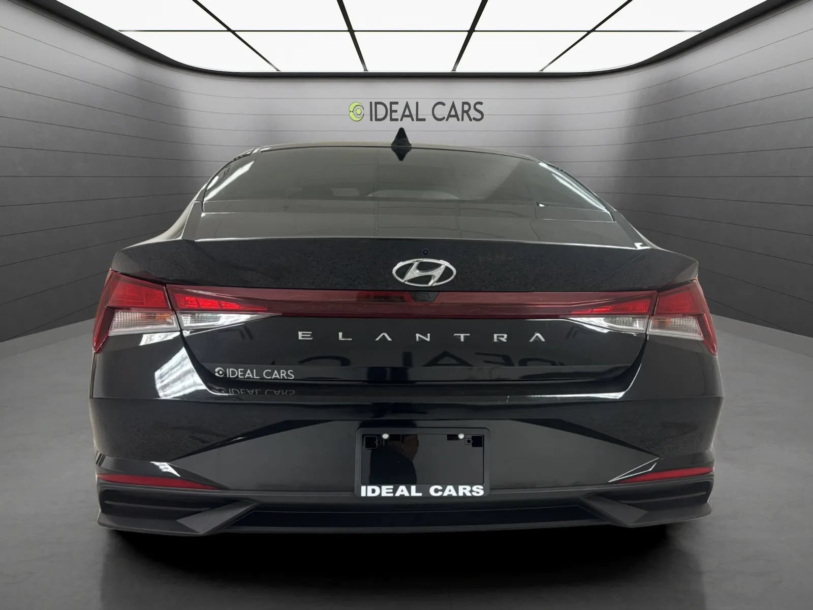 Used 2023 Hyundai Elantra SEL w/ Convenience Package FWD image 6