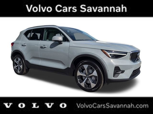 New 2025 Volvo XC40 B5 Plus w/ Protection Package Premier image 2
