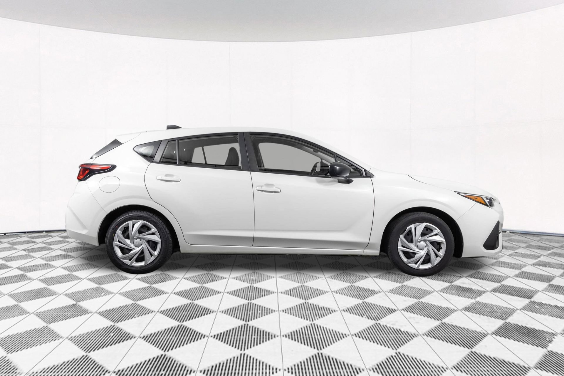 Used 2024 Subaru Impreza 2.0i AWD/4WD image 18