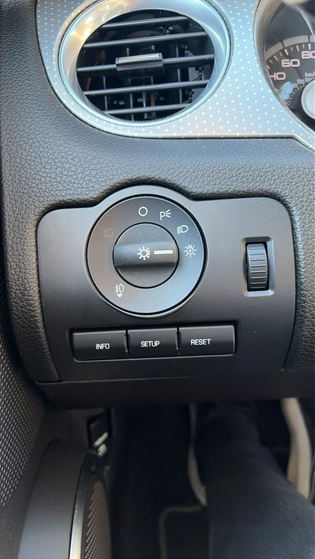 Used 2010 Ford Mustang Shelby GT500 image 44