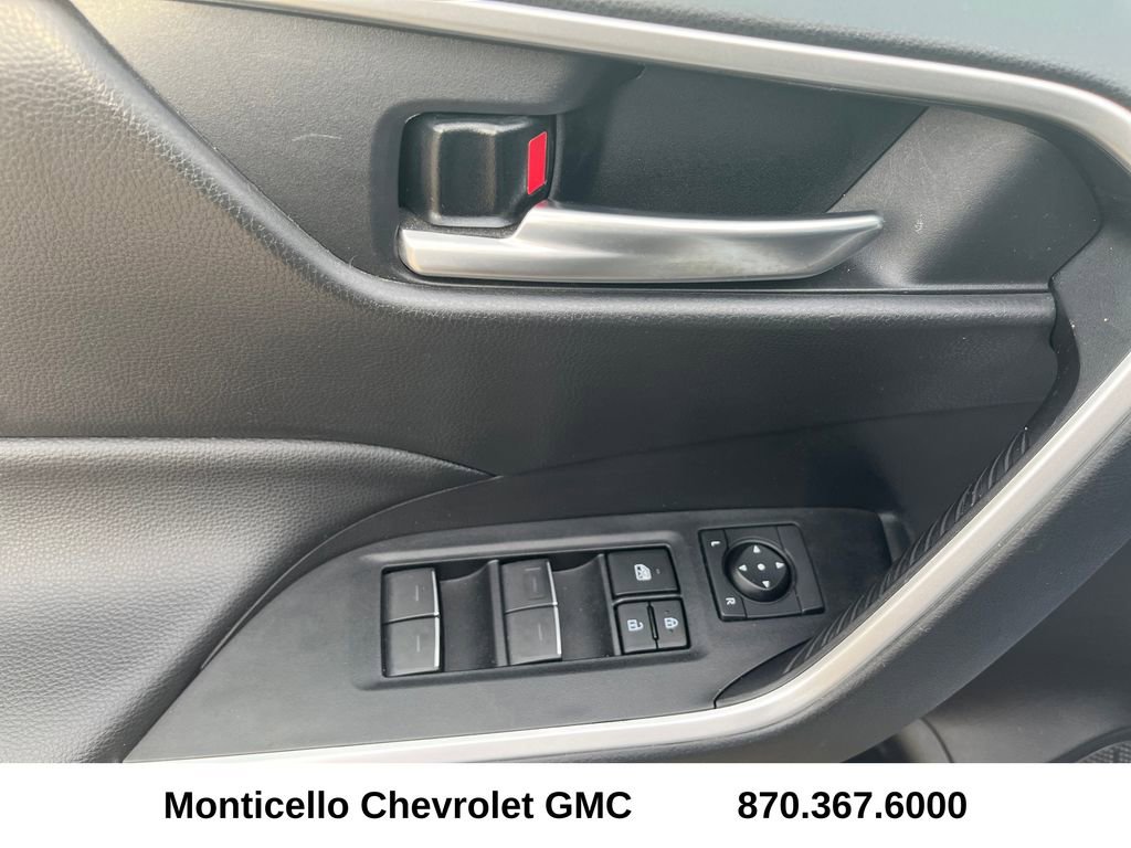 Used 2024 Toyota RAV4 XLE image 10