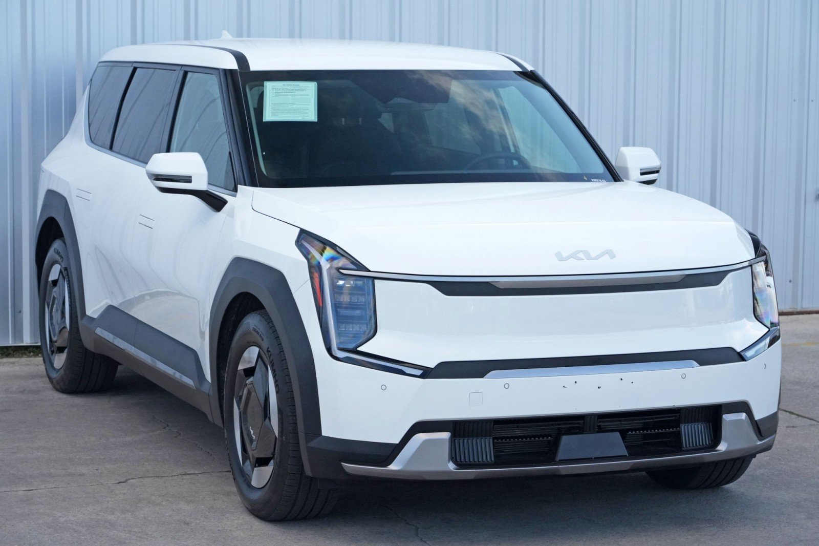 Used 2024 Kia EV9 Light image 57