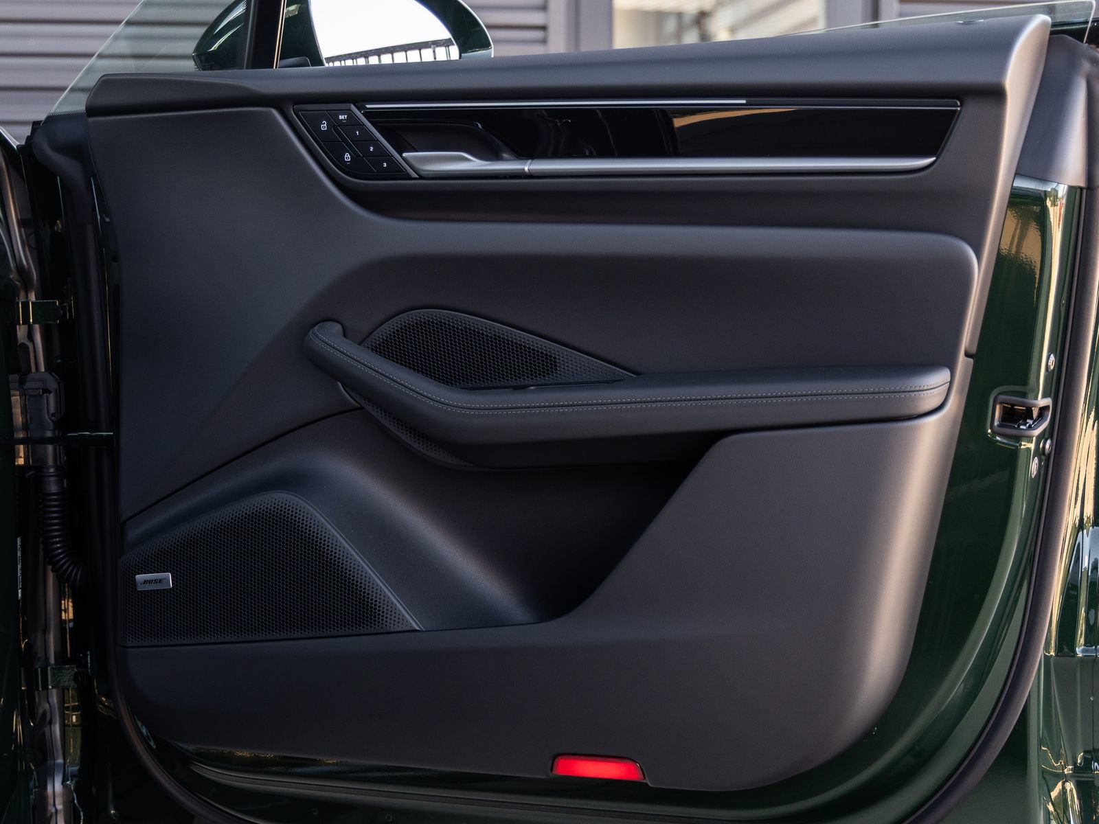 Certified 2025 Porsche Macan Electric RWD image 42