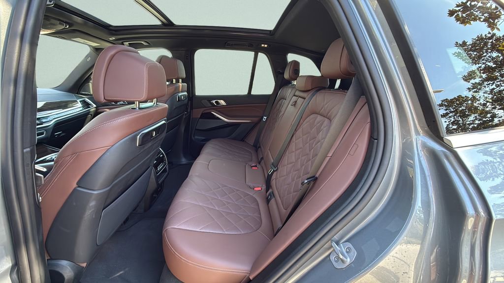 Used 2025 BMW X5 xDrive40i image 16