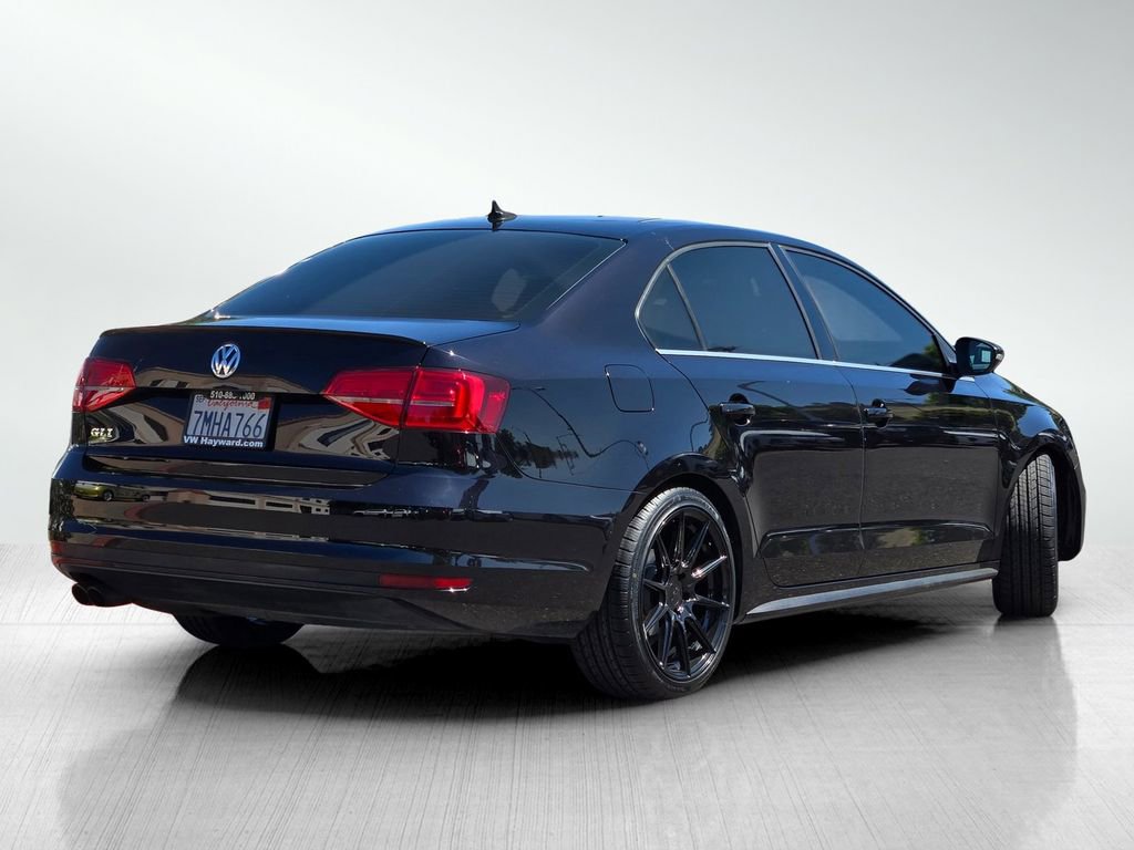 Used 2015 Volkswagen Jetta GLI SE FWD image 5