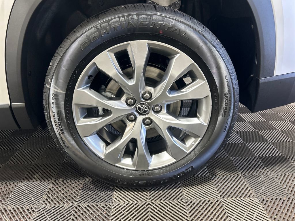 Used 2026 Toyota Grand Highlander Limited image 28