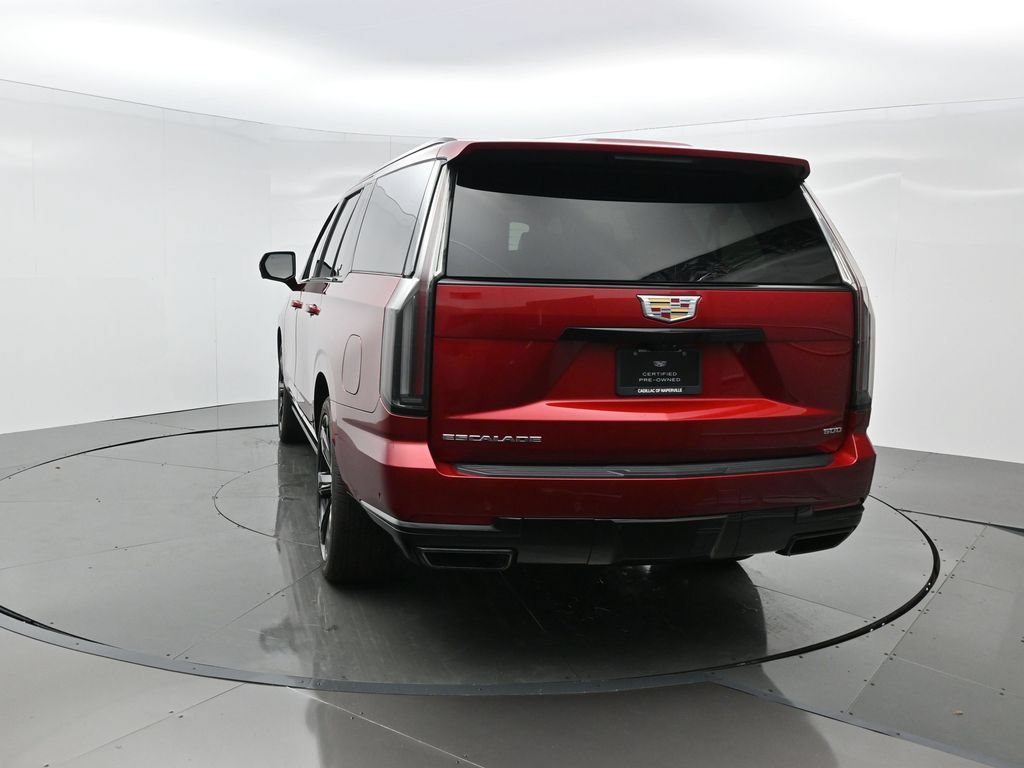 Used 2025 Cadillac Escalade ESV Sport Platinum w/ LPO, Floor Liner Package AWD/4WD image 5