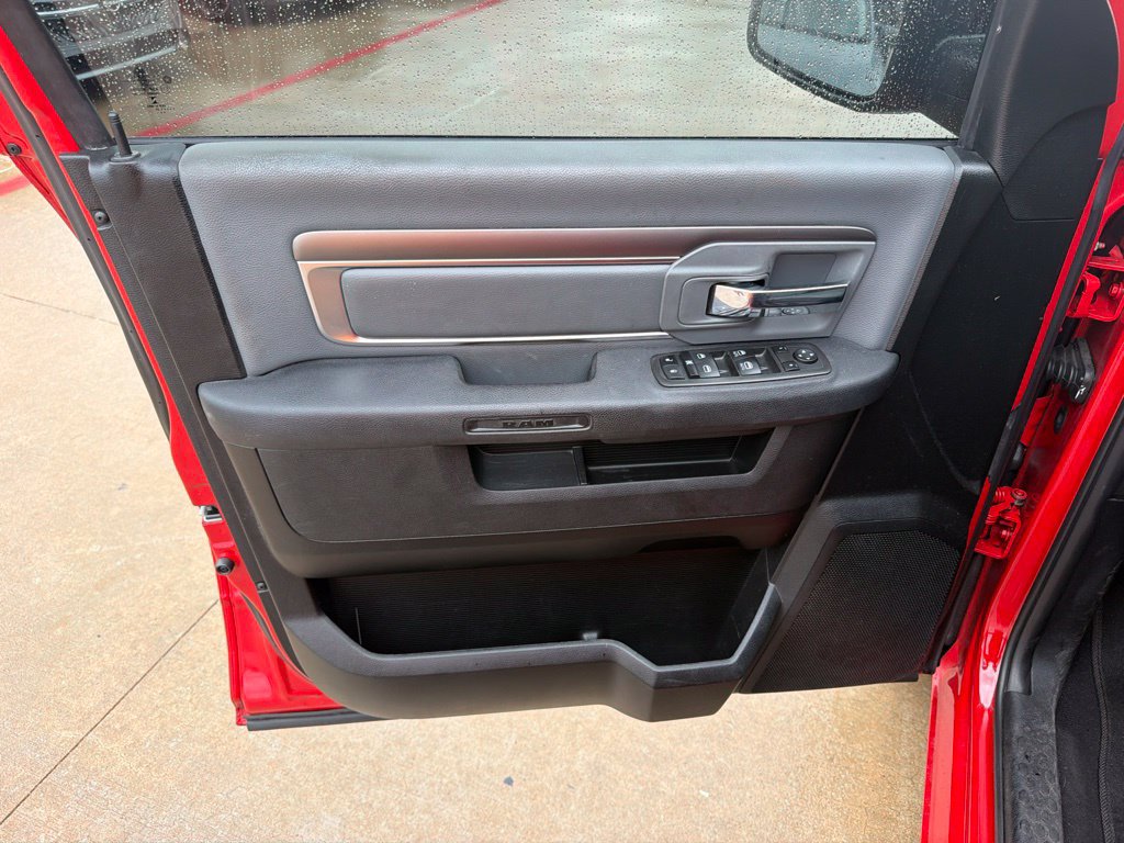 Used 2021 RAM 1500 Classic SLT RWD image 14
