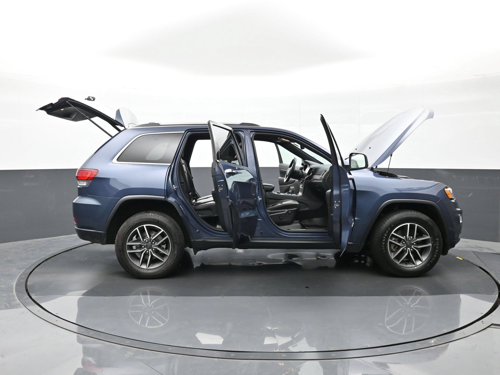 Used 2021 Jeep Grand Cherokee Limited AWD/4WD image 47