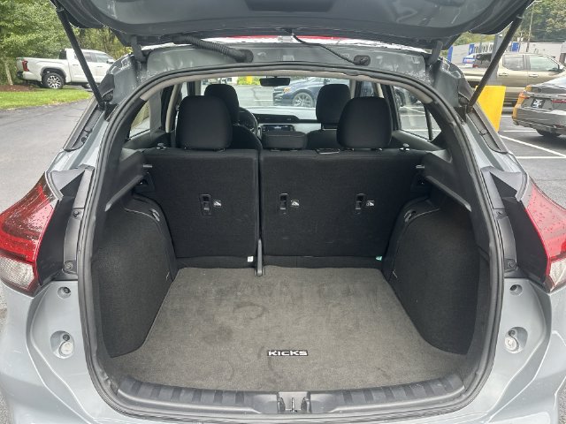 Used 2024 Nissan Kicks SV w/ Interior Electronics Package FWD image 23