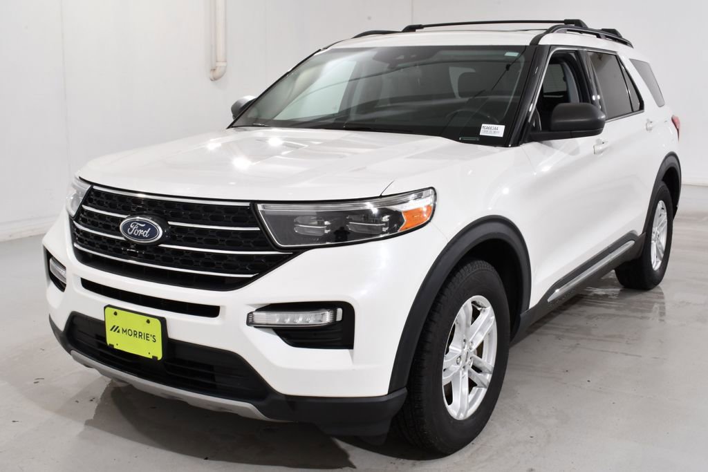 Used 2021 Ford Explorer XLT w/ Equipment Group 202A AWD/4WD image 2