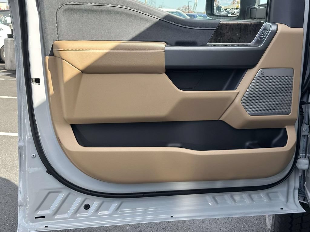 New 2026 Ford F350 Lariat w/ Lariat Ultimate Package AWD/4WD image 8