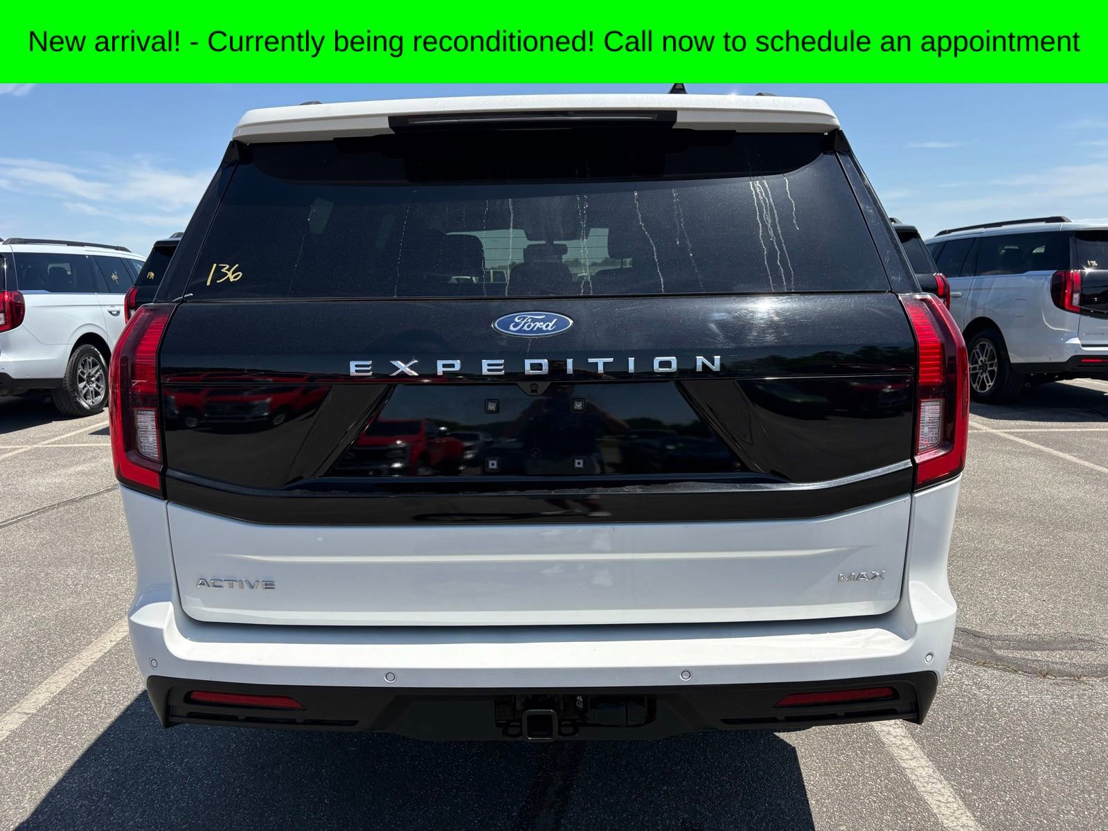 Used 2025 Ford Expedition Max Active AWD/4WD image 4