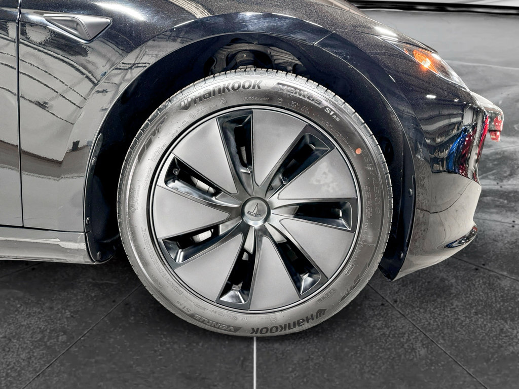 Used 2025 Tesla Model 3 Long Range image 33