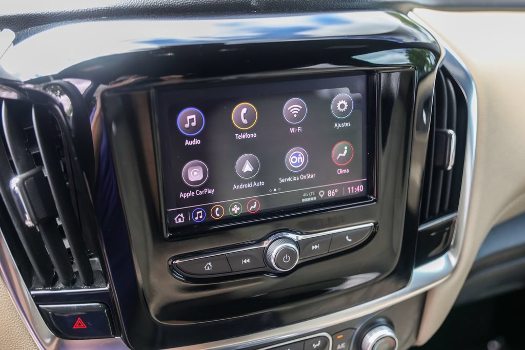 Used 2023 Chevrolet Traverse LS w/ Safety Package FWD image 19