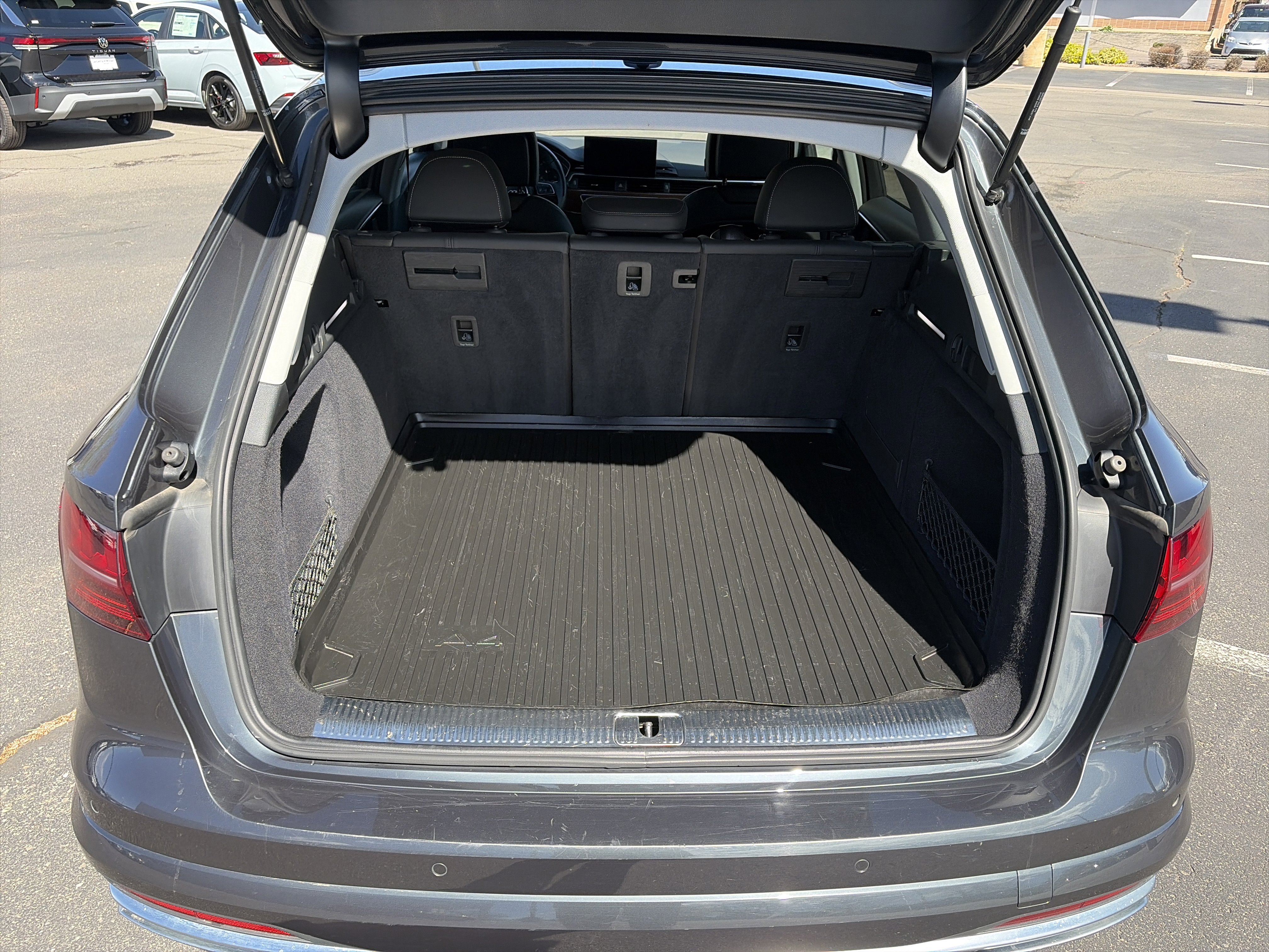 Used 2022 Audi A4 2.0T allroad Premium w/ Convenience Package image 30