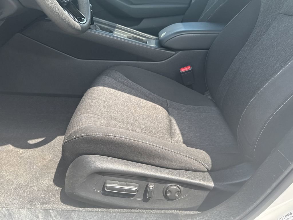 Used 2023 Honda Accord EX image 11