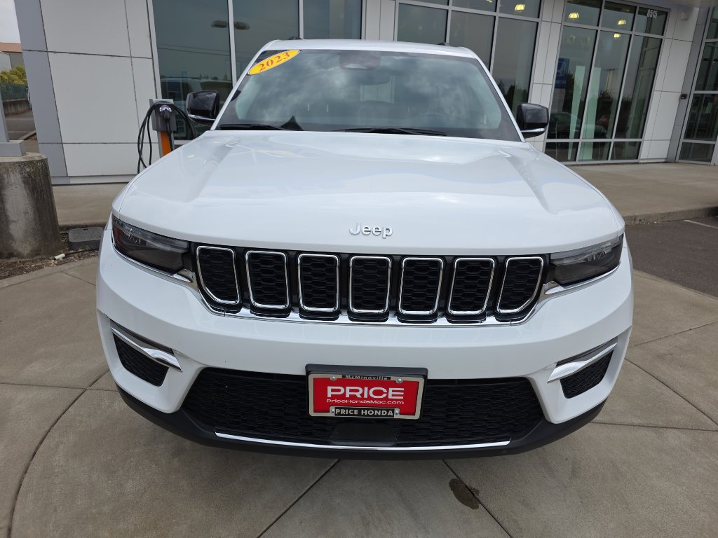 Used 2023 Jeep Grand Cherokee Limited image 9