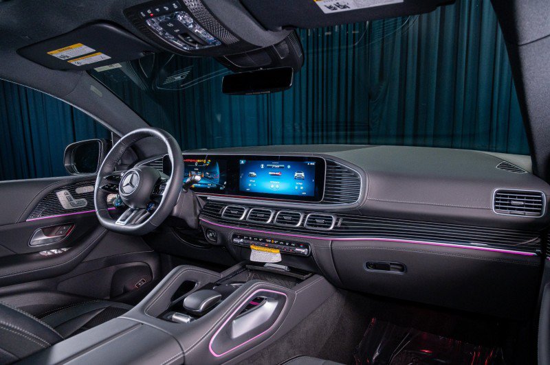 New 2026 Mercedes-Benz GLE 53 AMG 4MATIC Coupe image 4