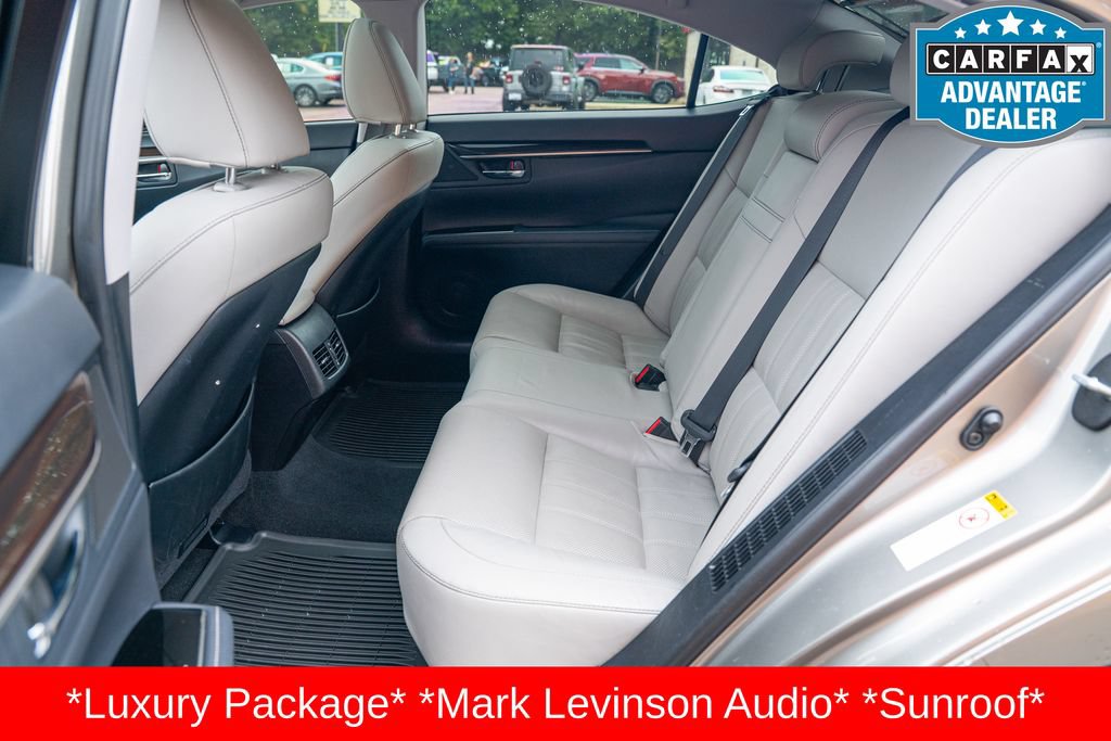 Used 2018 Lexus ES 300h FWD image 18