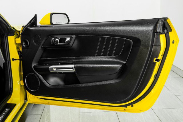 Used 2015 Ford Mustang GT Premium w/ Equipment Group 401A image 36