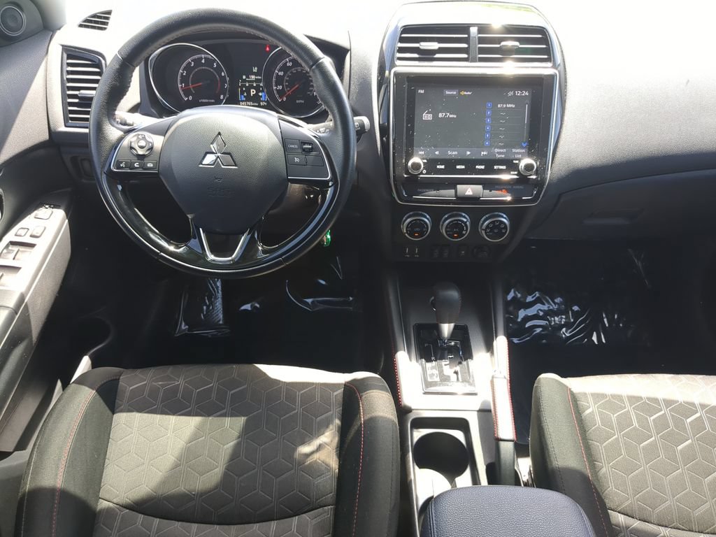 Used 2022 Mitsubishi Outlander Sport ES AWD/4WD image 12