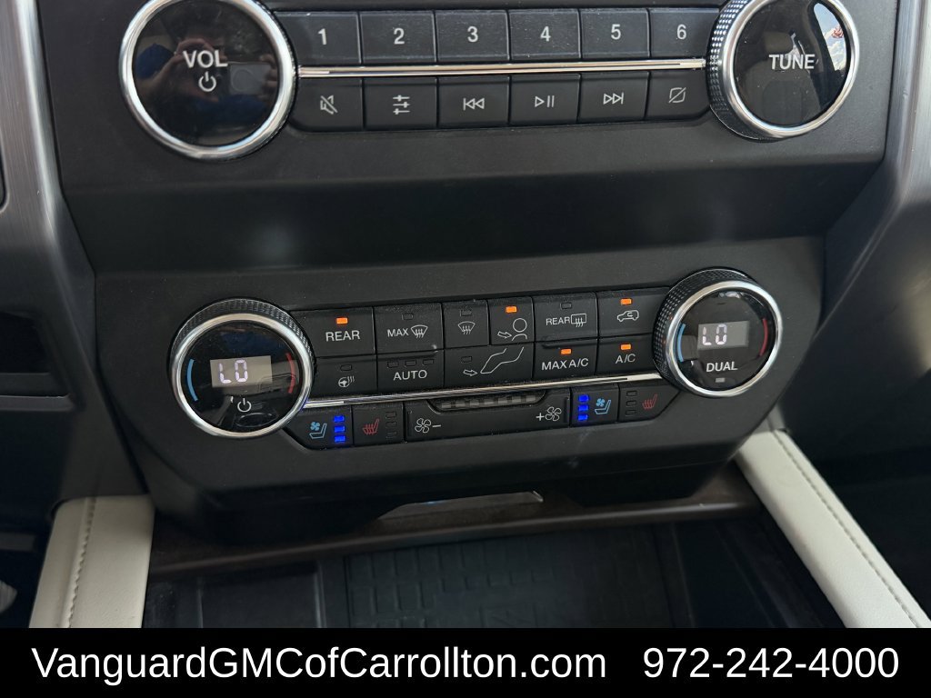Used 2019 Ford Expedition Max Platinum AWD/4WD image 22
