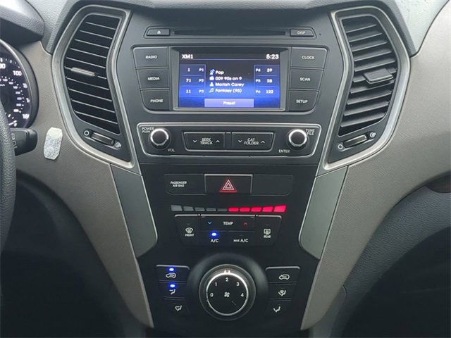 Used 2017 Hyundai Santa Fe Sport image 17