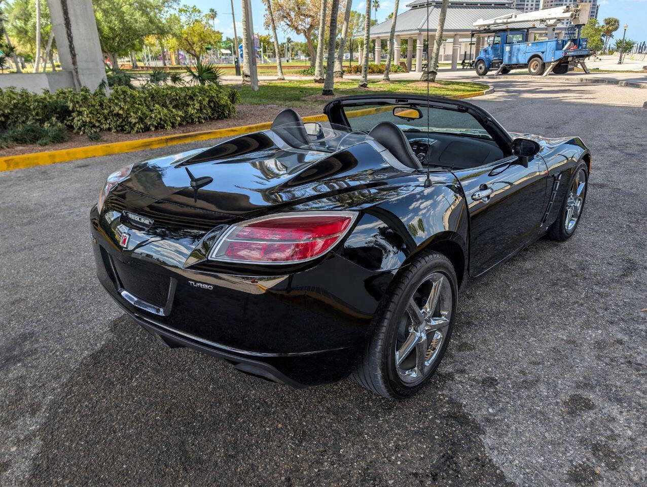 Used 2008 Saturn Sky Red Line image 6
