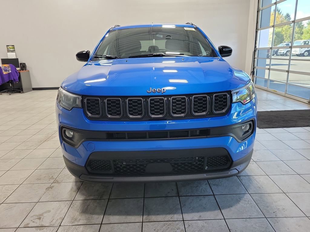 New 2026 Jeep Compass Latitude image 2