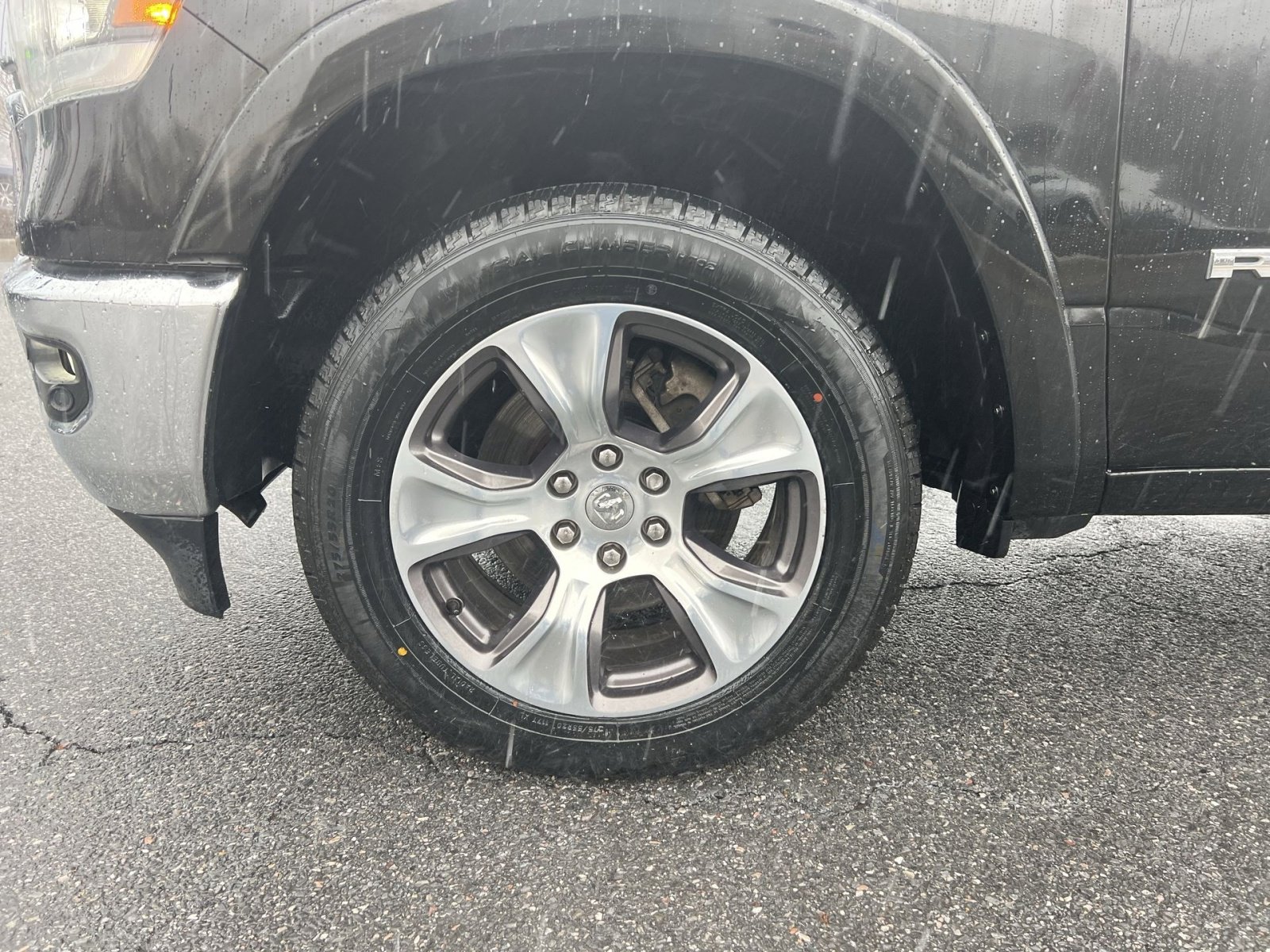 Used 2022 RAM 1500 Laramie image 12