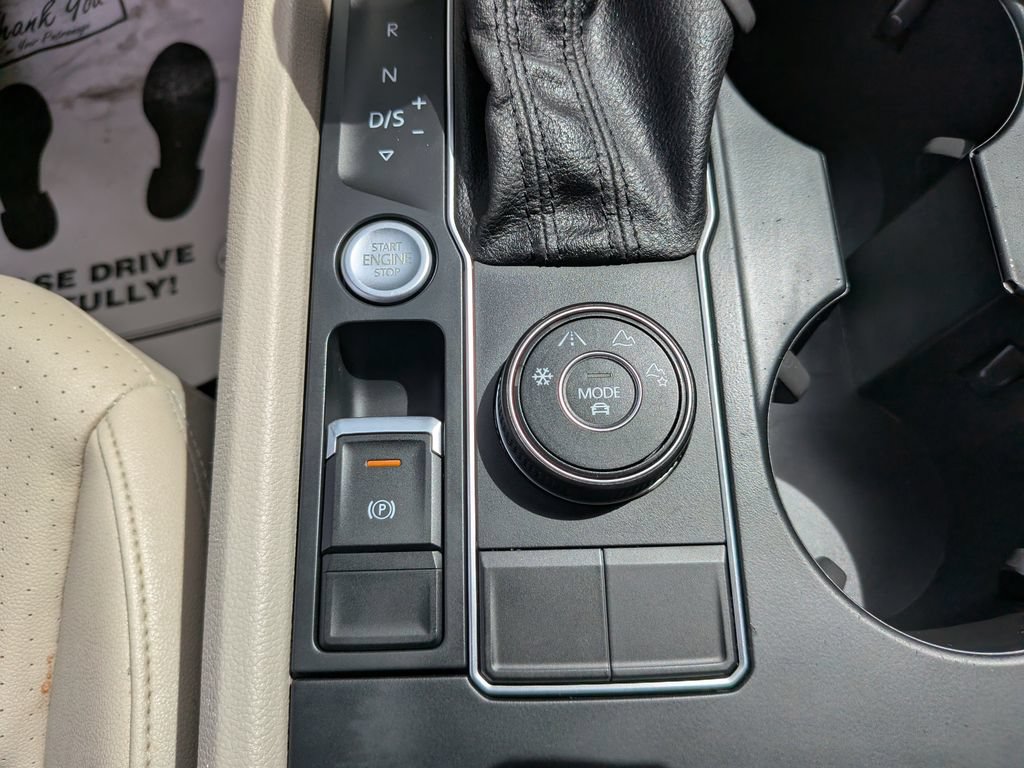 Used 2018 Volkswagen Atlas SE AWD/4WD image 27