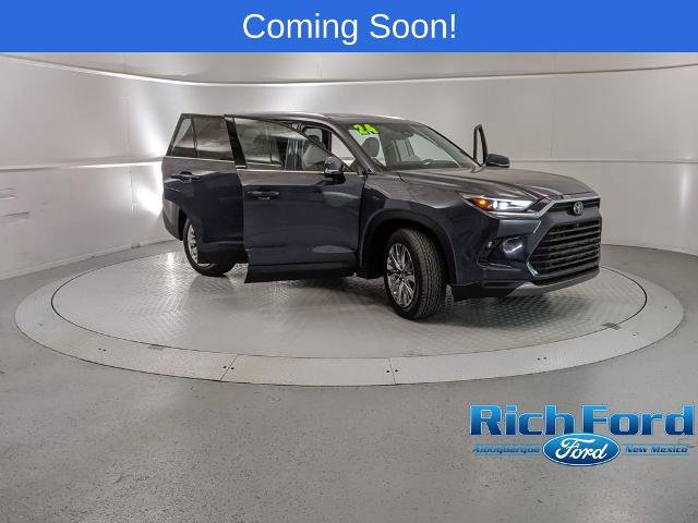 Used 2024 Toyota Grand Highlander Platinum image 25