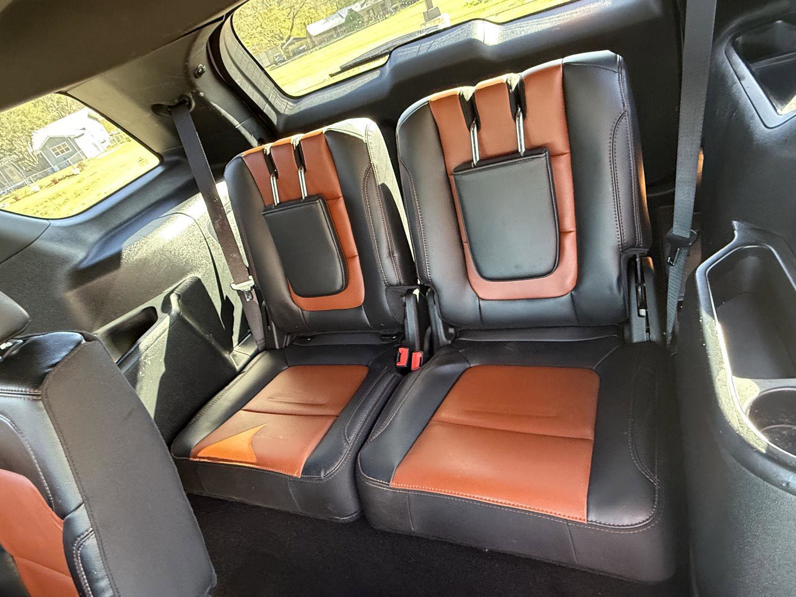 Used 2019 Ford Explorer XLT w/ Equipment Group 202A image 13