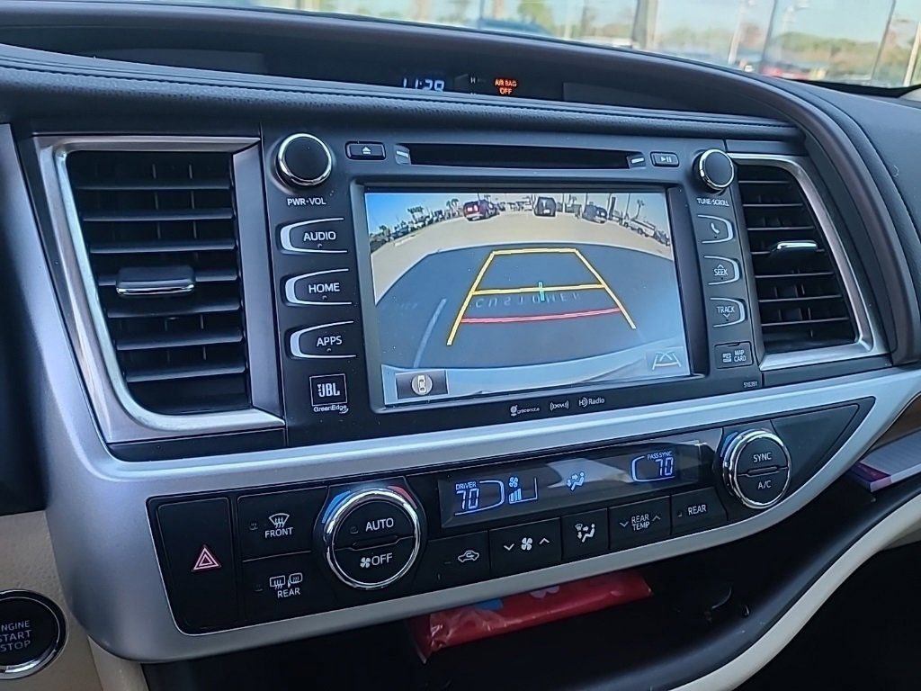 Used 2019 Toyota Highlander Limited Platinum image 12