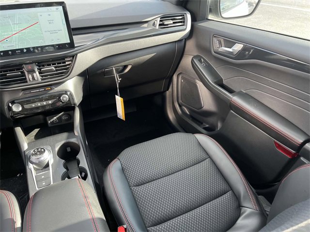 New 2025 Ford Escape ST-Line w/ Equipment Group 301A image 30