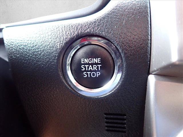 Used 2022 Toyota 4Runner SR5 AWD/4WD image 22