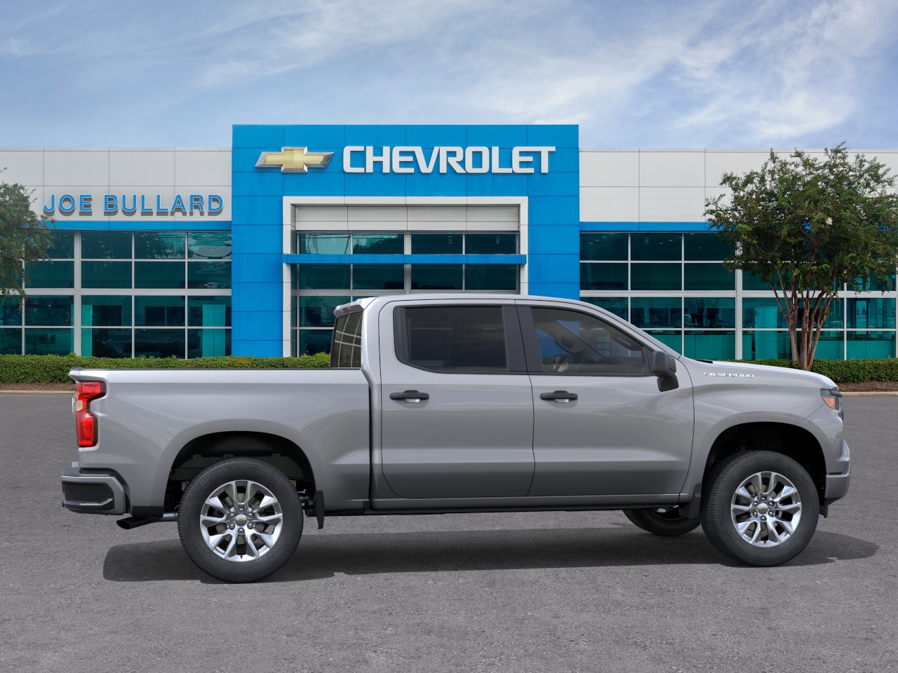 New 2026 Chevrolet Silverado 1500 Custom RWD image 5